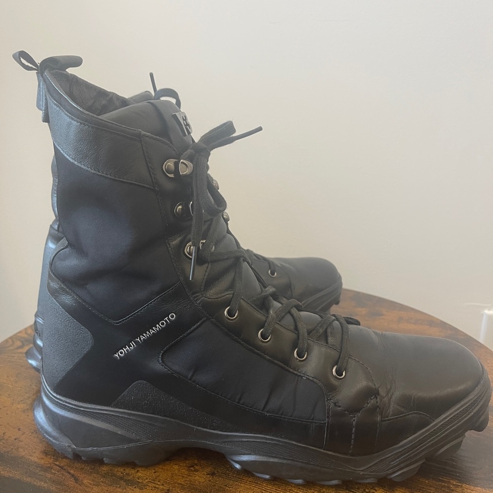 Yohji Yamamoto Sleek Black Men's Boots